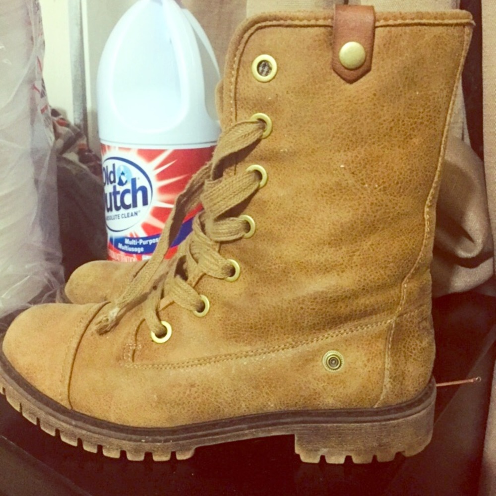 Womens Roxy boots size 8.5